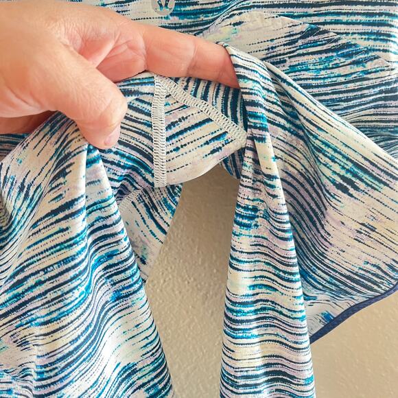 Lululemon Real Quick tight in blurry belle multi/ Hero Blue - Picture 4 of 10